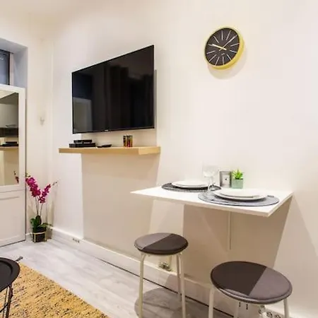 Condamine/batignolles : Cosy Studio Paris