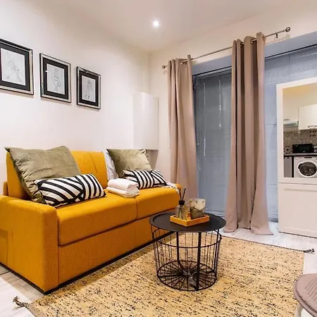 Condamine/batignolles : Cosy Studio *