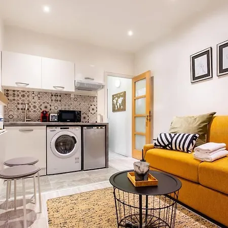 Condamine/batignolles : Cosy Studio Apartment
